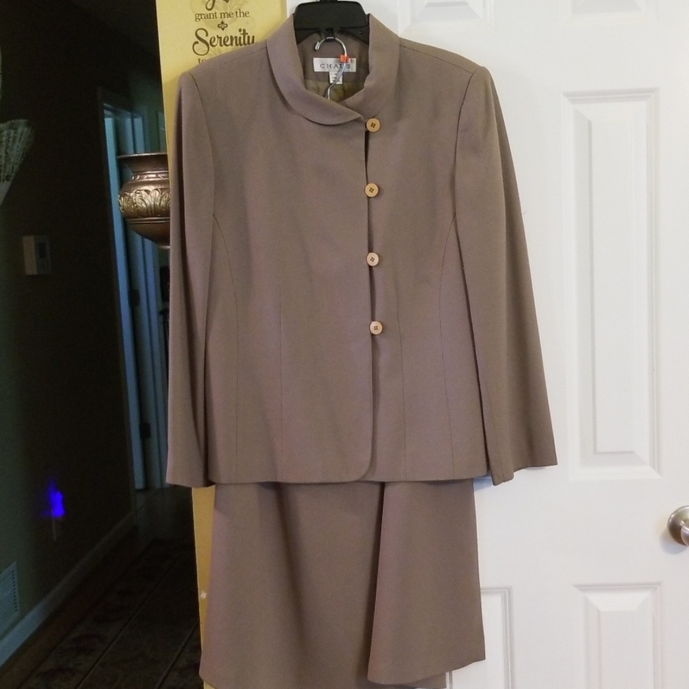 Chaus Skirt/suit